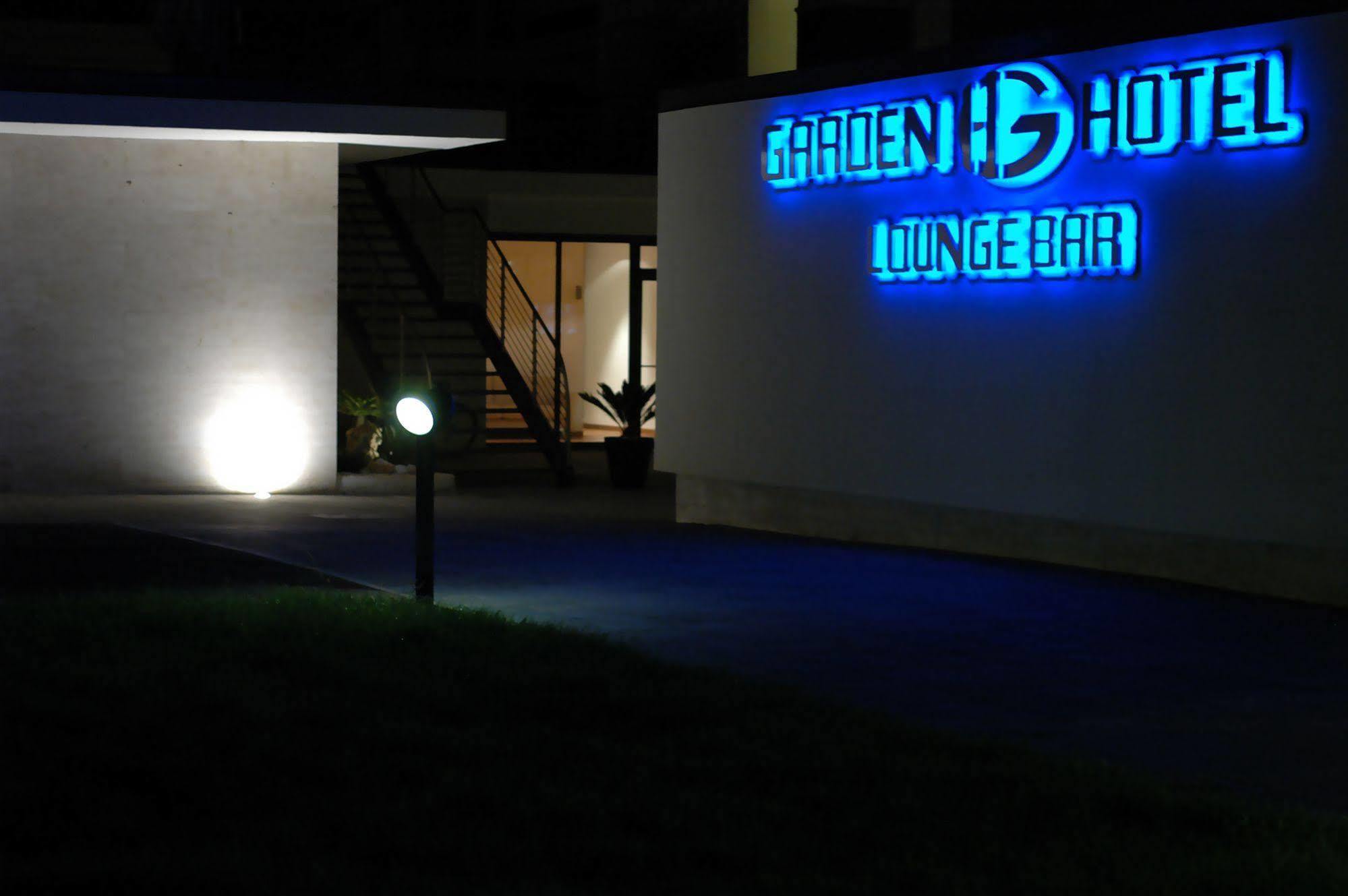 Garden Hotel Latina Exterior photo